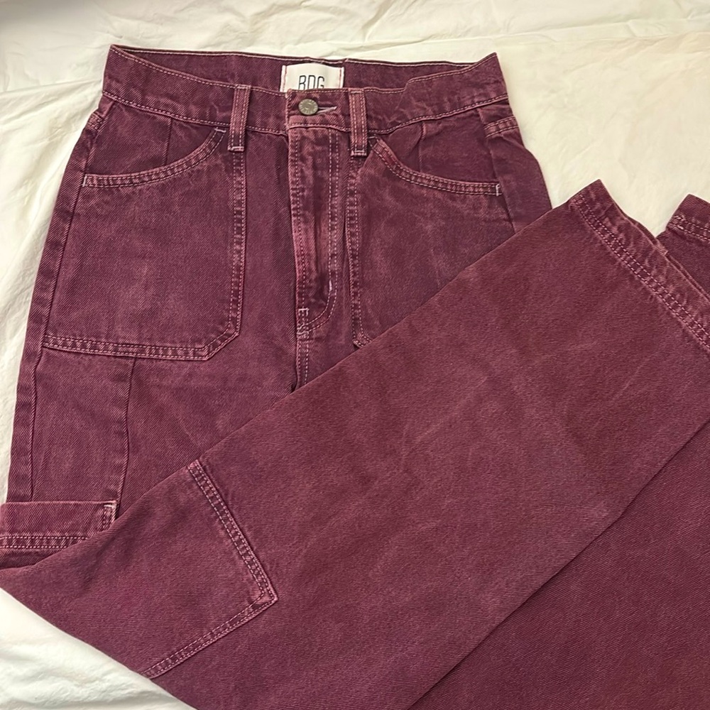 URBAN OUTFITTERS maroon women’s cargo pants